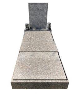 Jednohrob Rusty Brown, nápisová deska J, trojpřikrytí